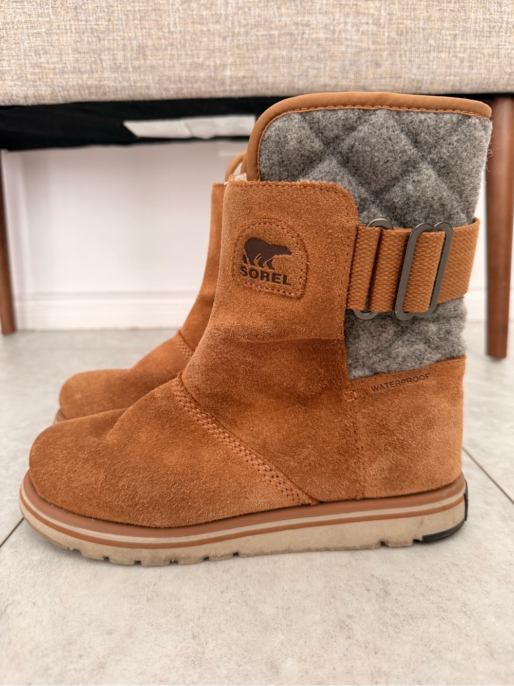 Sorel Women's Tan Suede Boots with Gray Fleece Lining